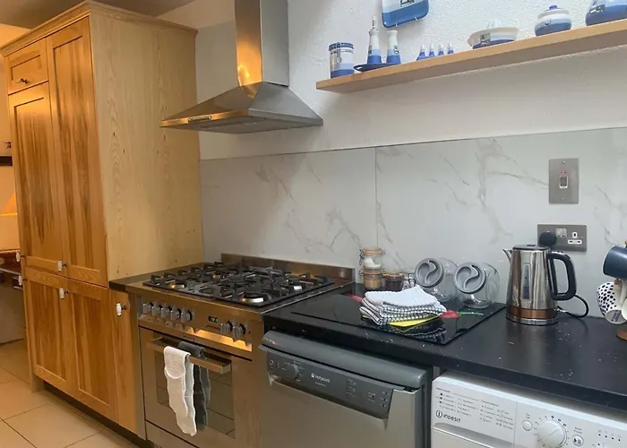 Bayview, Dunmore East, County Waterford - Sleeps 12 Persons * Данмор-Ист