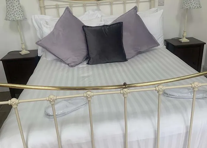 Bayview, Dunmore East, County Waterford - Sleeps 12 Persons * 邓莫尔东