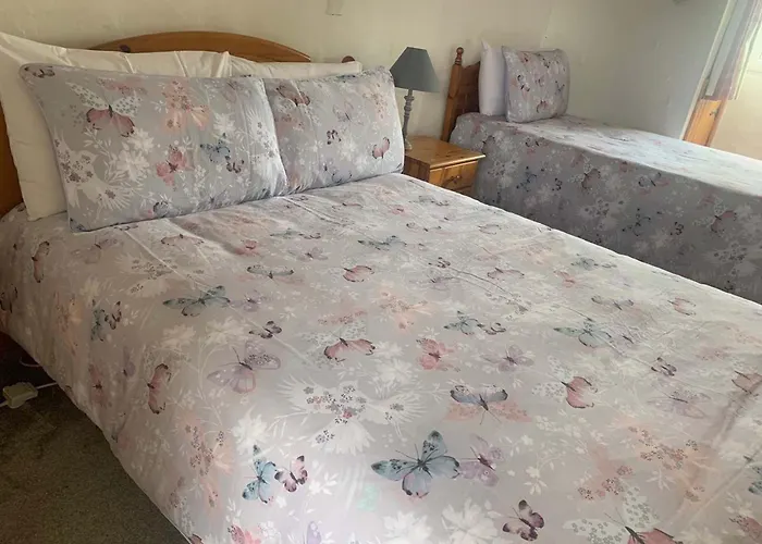 Bayview, Dunmore East, County Waterford - Sleeps 12 Persons 邓莫尔东