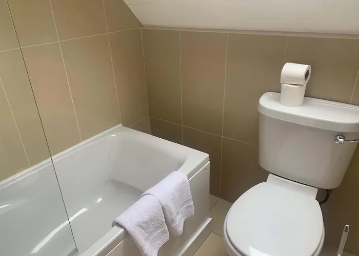 Bayview, Dunmore East, County Waterford - Sleeps 12 Persons Дом отдыха