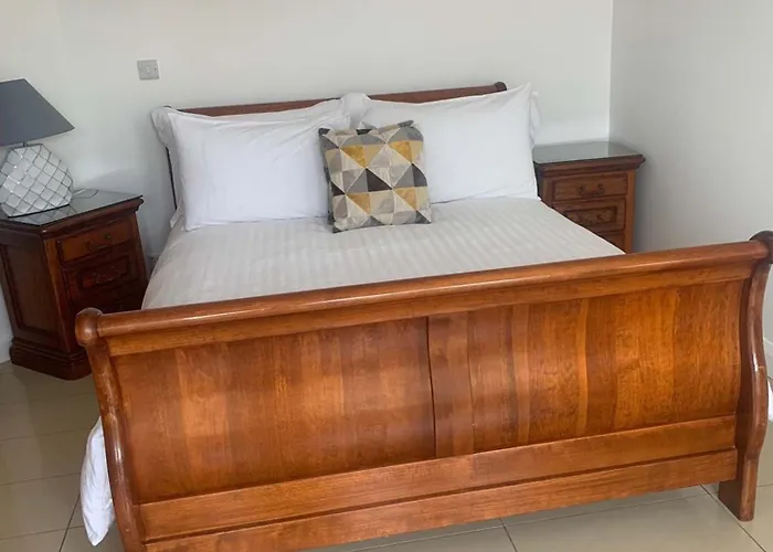 Bayview, Dunmore East, County Waterford - Sleeps 12 Persons Данмор-Ист